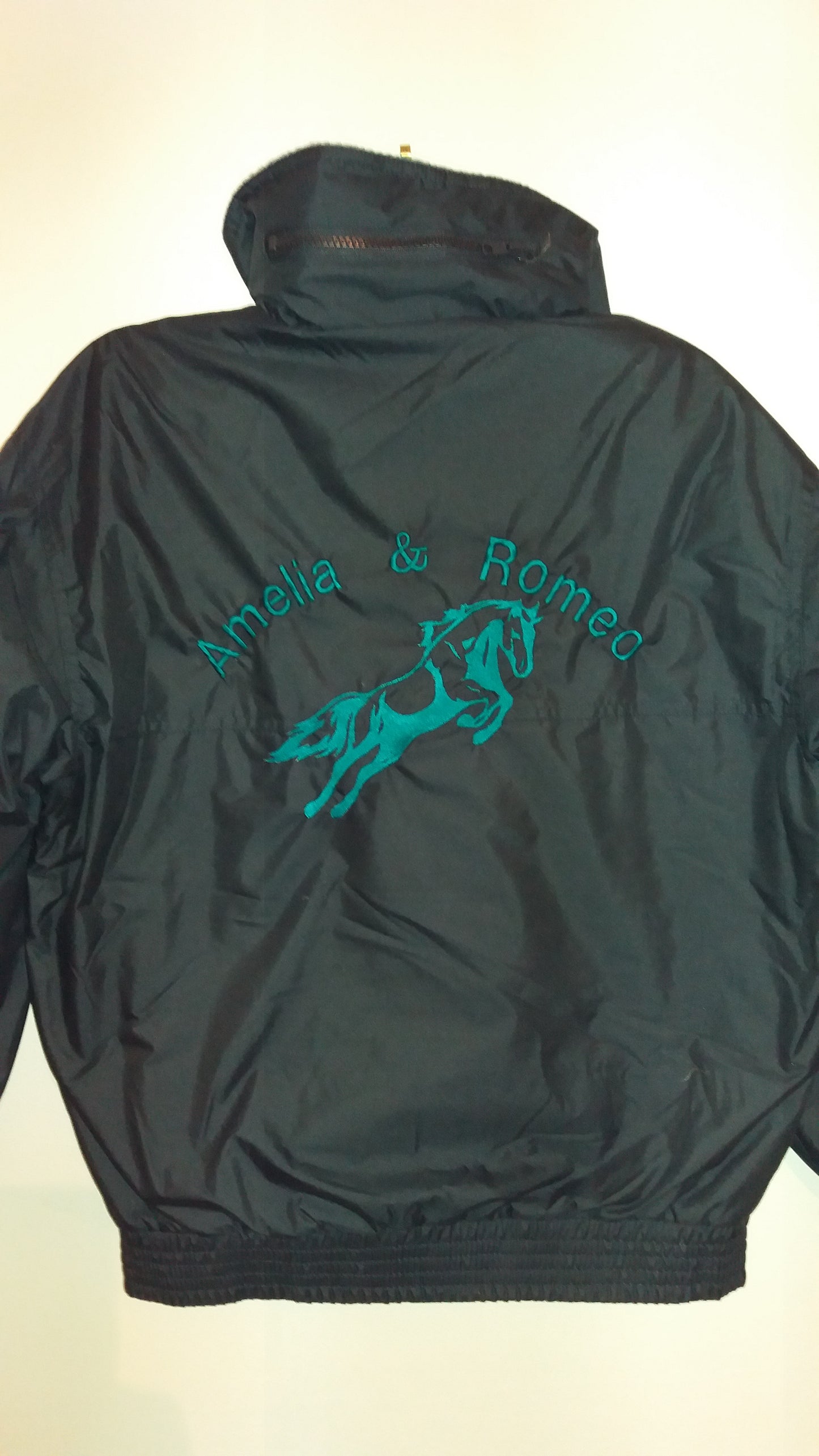Personalised equestrian jacket, personalised blouson jacket, jacket for horse riding, personalised equestrian wear, personalised horse hoodie, personalised saddlecloths , personalised horse hoodies.